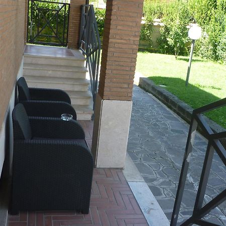 Villa Smeraldo Roma Infernetto المظهر الخارجي الصورة
