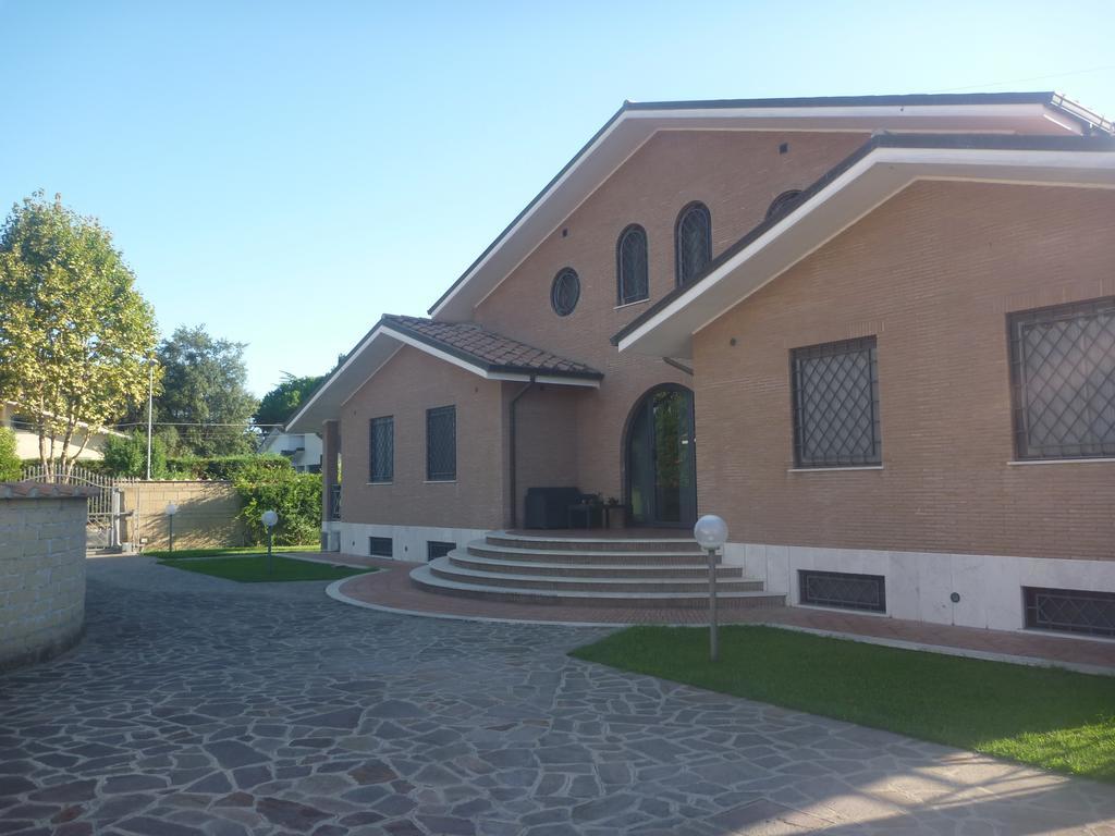 Villa Smeraldo Roma Infernetto المظهر الخارجي الصورة